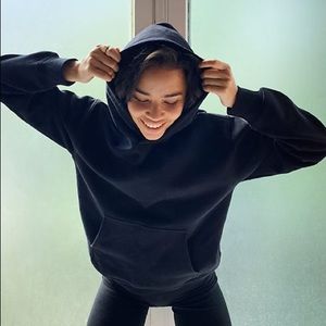 Black Aritzia Pullover Hoodie